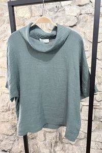 NOEN Blusenshirt oversized Kragen Leinen crincle salbeigrün NOEN Blusenshirt oversized Kragen Leinen crincle salbeigrün
